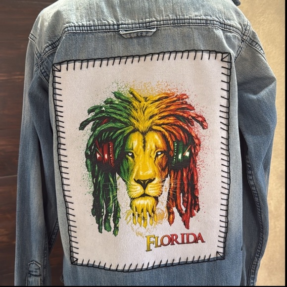 Florida Lion Denim Shacket Size Juniors M - Picture 1 of 8